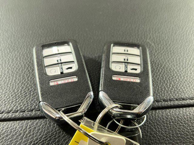 Photo of 2022 Crystal Black Pearl Honda Pilot