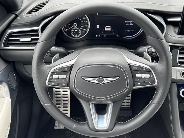 Photo of 2025 Vik Black Genesis G70