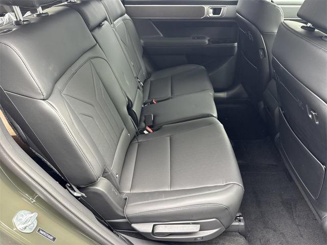 Photo of 2026 Green Hyundai SANTA FE