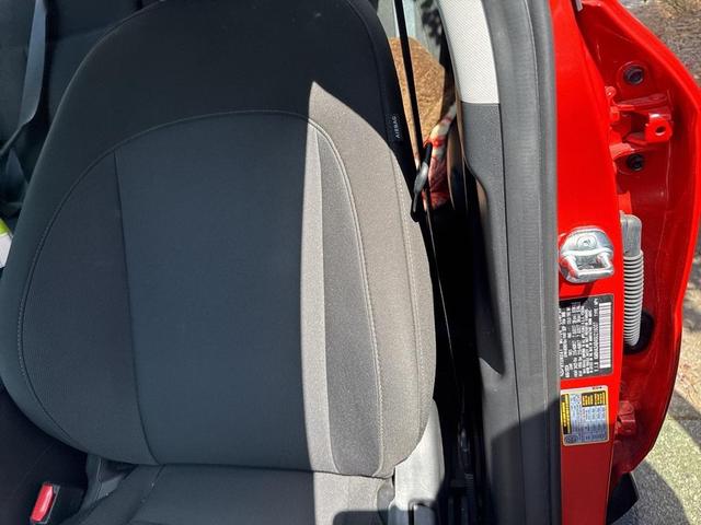 Photo of 2025 Orange Pearl Hyundai KONA