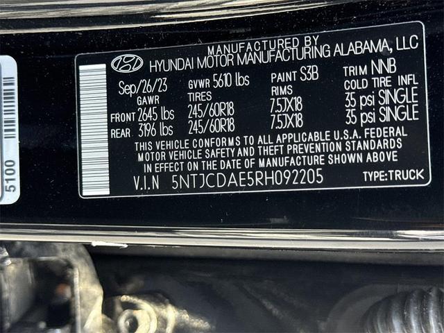 Photo of 2024 Phantom Black Hyundai SANTA CRUZ