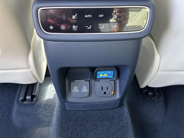 Photo of 2025 Savile Silver Genesis GV80
