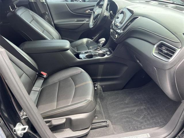 Photo of 2024 Mosaic Black Metallic Chevrolet Equinox