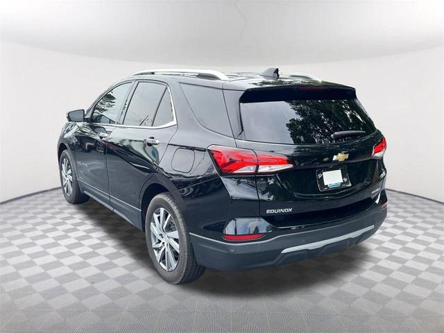 Photo of 2024 Mosaic Black Metallic Chevrolet Equinox