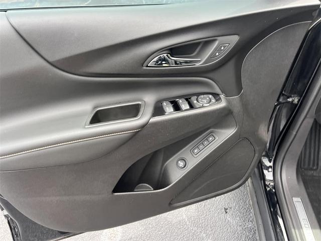Photo of 2024 Mosaic Black Metallic Chevrolet Equinox
