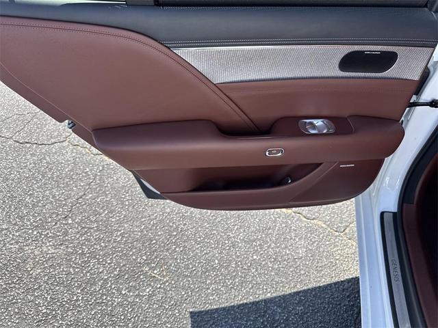 Photo of 2025 Uyuni White Genesis G90