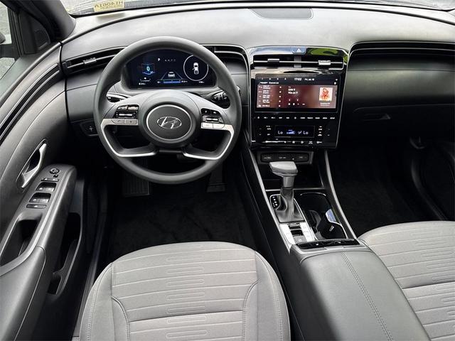 Photo of 2024 Phantom Black Hyundai SANTA CRUZ