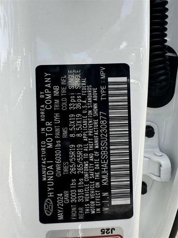 Photo of 2025 Uyuni White Genesis GV80