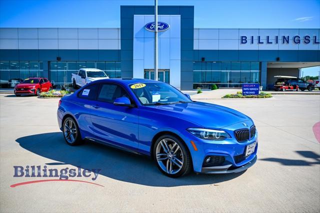2019 BMW 230
