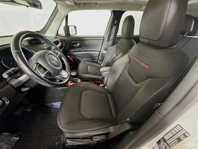 Photo of 2018 Black Jeep Renegade