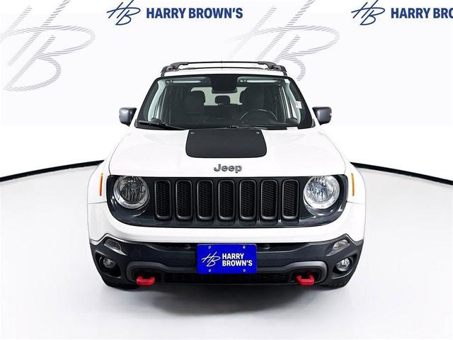 Photo of 2018 Black Jeep Renegade