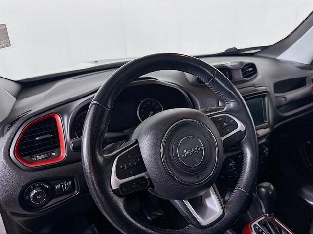 Photo of 2018 Black Jeep Renegade