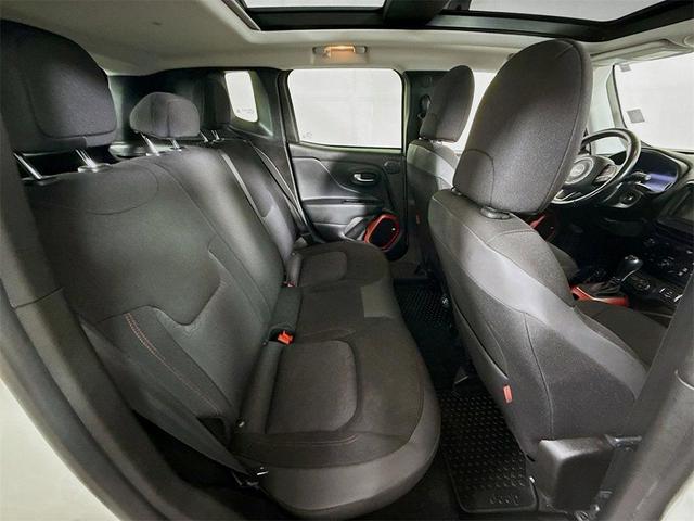 Photo of 2018 Black Jeep Renegade