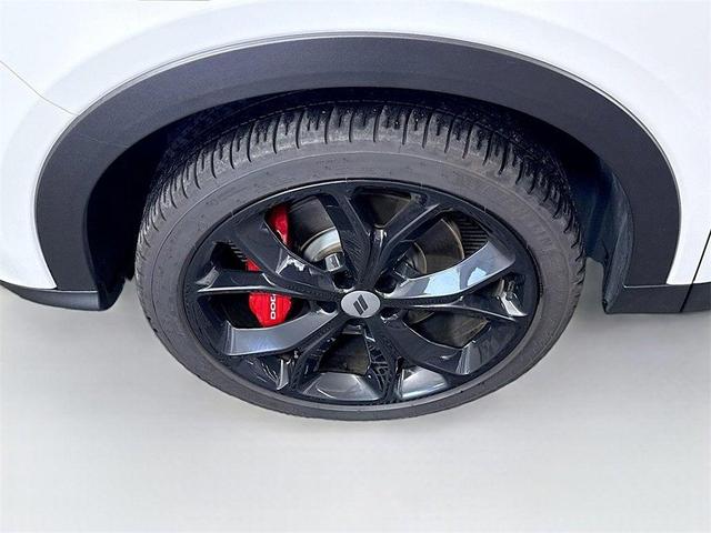 Photo of 2024 White Dodge Hornet