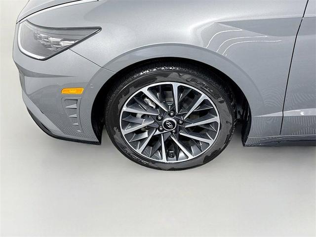 Photo of 2022 Gray Hyundai SONATA