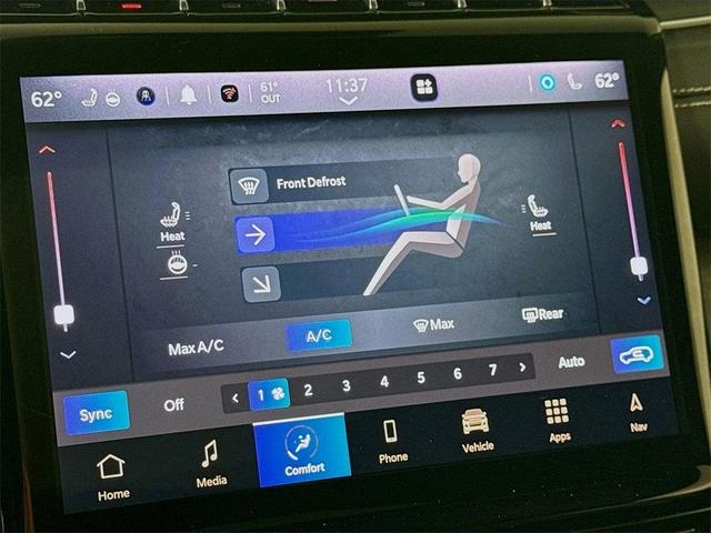 Photo of 2024 Metallic Jeep Grand Cherokee