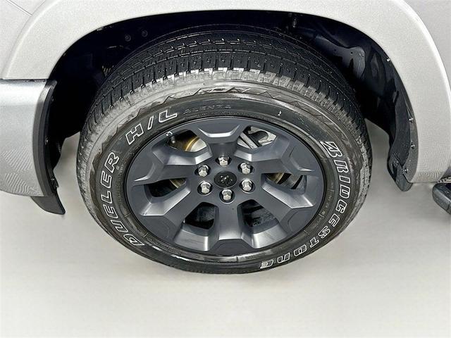 Photo of 2025 Billet Silver Metallic RAM 1500
