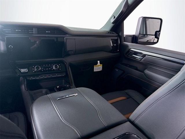 Photo of 2025 Onyx Black GMC Sierra 3500