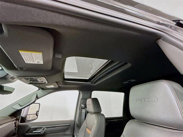 Photo of 2025 Onyx Black GMC Sierra 3500