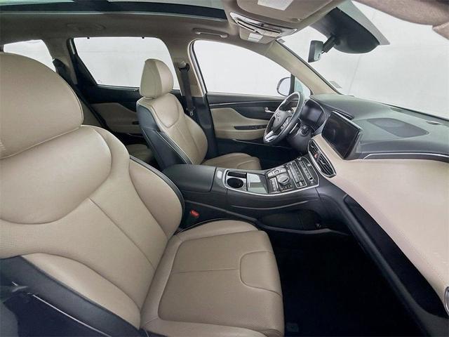 Photo of 2021 White Hyundai SANTA FE