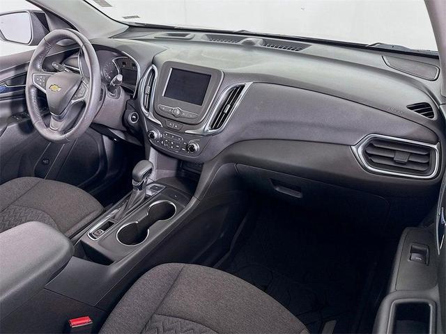 Photo of 2022 Mosaic Black Metallic Chevrolet Equinox
