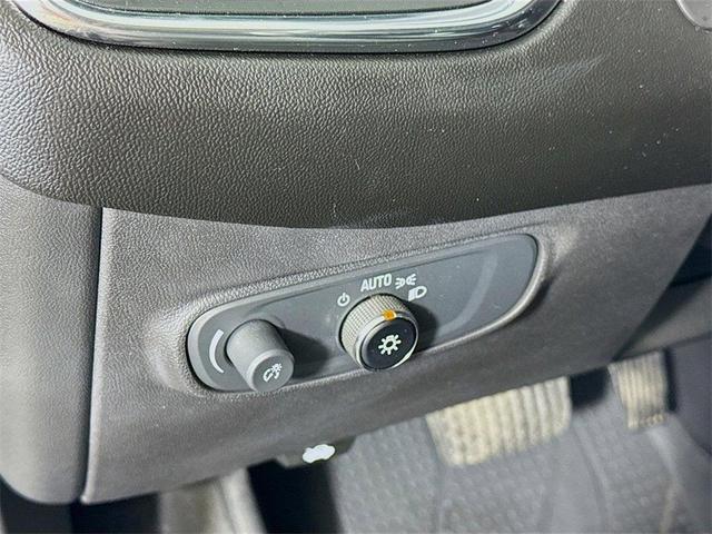 Photo of 2022 Mosaic Black Metallic Chevrolet Equinox