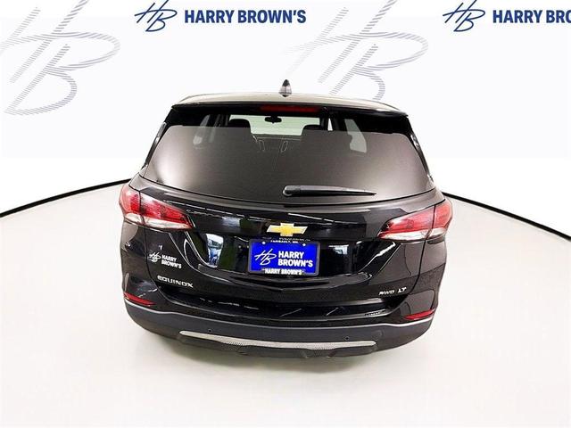 Photo of 2022 Mosaic Black Metallic Chevrolet Equinox