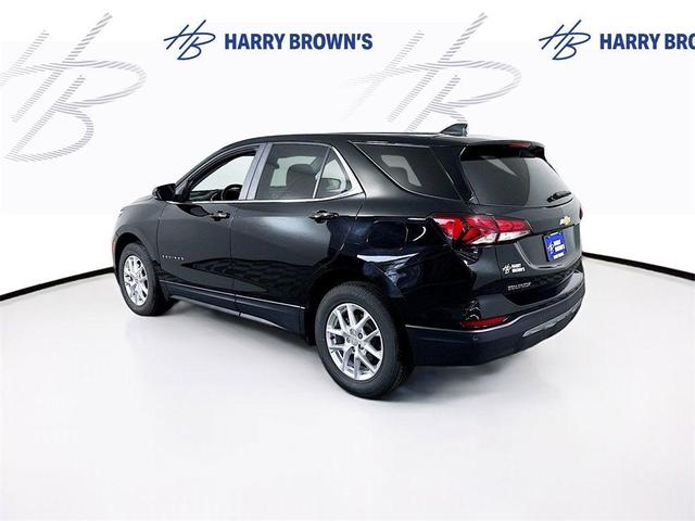 Photo of 2022 Mosaic Black Metallic Chevrolet Equinox