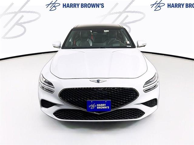 Photo of 2022 White Genesis G70