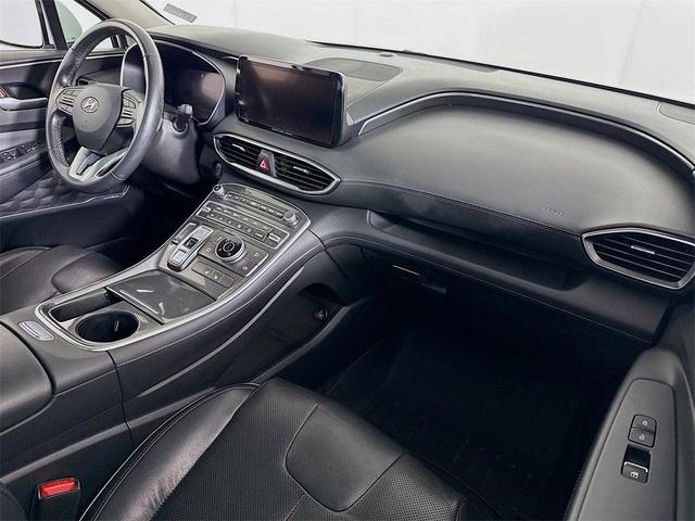Photo of 2021 White Hyundai SANTA FE