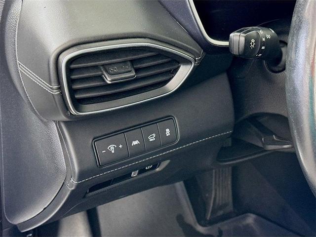 Photo of 2021 White Hyundai SANTA FE