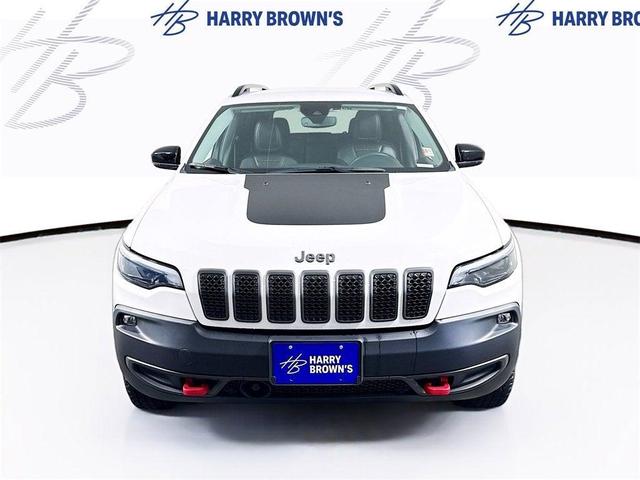 Photo of 2022 White Jeep Cherokee
