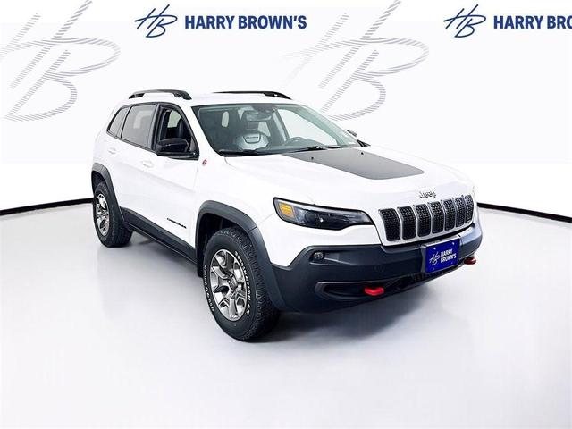 Photo of 2022 White Jeep Cherokee