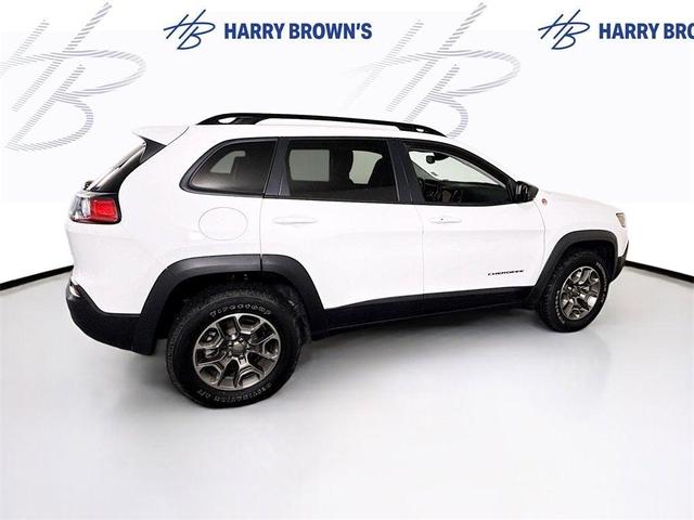 Photo of 2022 White Jeep Cherokee
