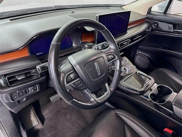 Photo of 2021 Silver Lincoln Nautilus