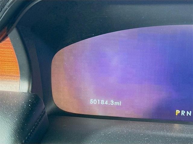 Photo of 2021 Silver Lincoln Nautilus