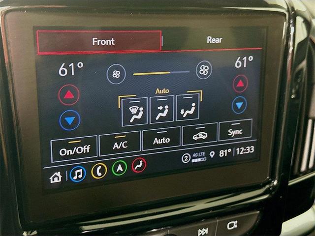 Photo of 2023 Summit White Chevrolet Traverse