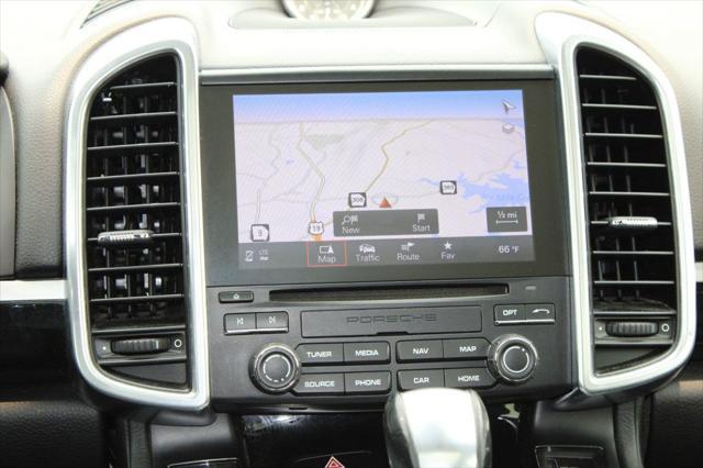 Photo of 2018 Palladium Metallic Porsche Cayenne
