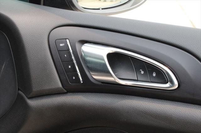 Photo of 2018 Palladium Metallic Porsche Cayenne