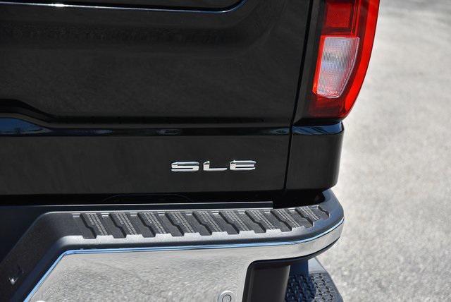 Photo of 2025 Onyx Black GMC Sierra 1500
