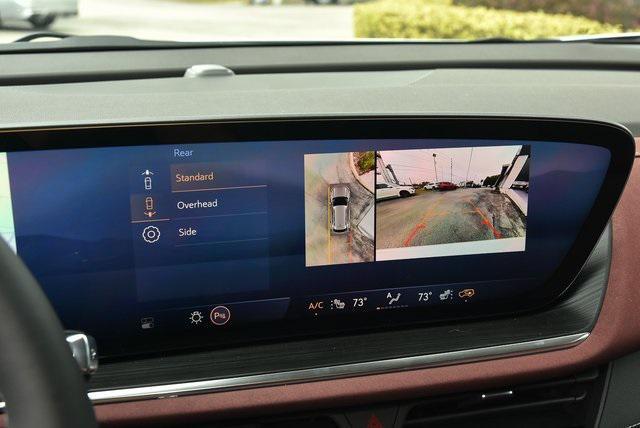 Photo of 2025 Summit White Buick Envision