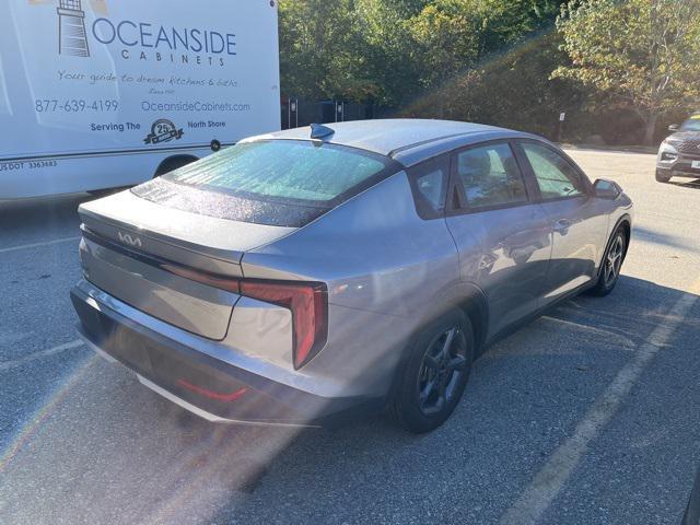 Photo of 2024 Wolf Gray Kia K5