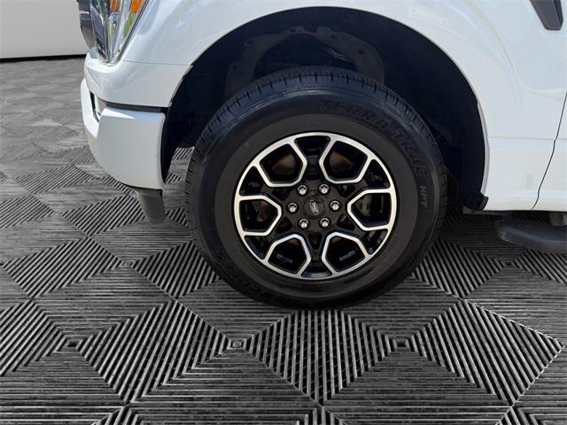 Photo of 2022 Oxford White Ford F-150