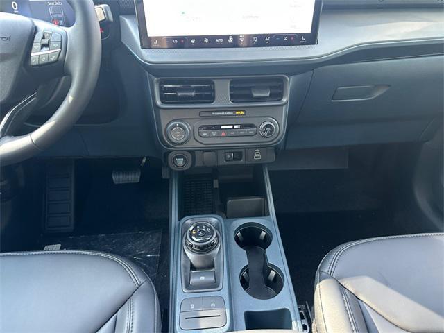 Photo of 2025 Oxford White Ford Maverick