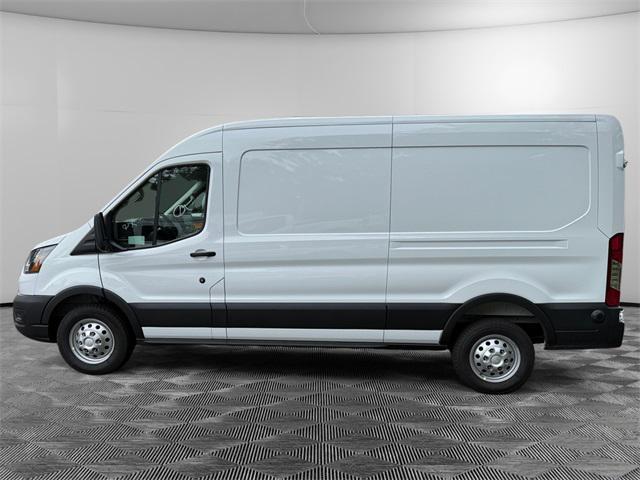Photo of 2025 Oxford White Ford Transit-250