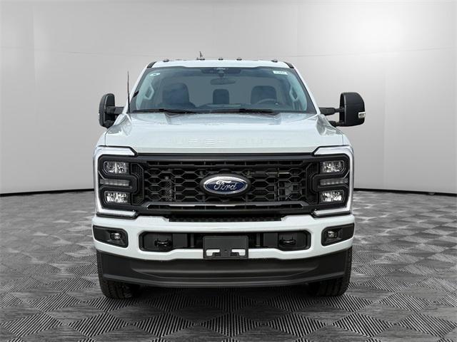 Photo of 2025 Avalanche Ford F-250