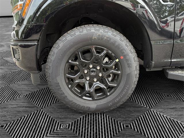 Photo of 2025 Agate Black Metallic Ford F-150