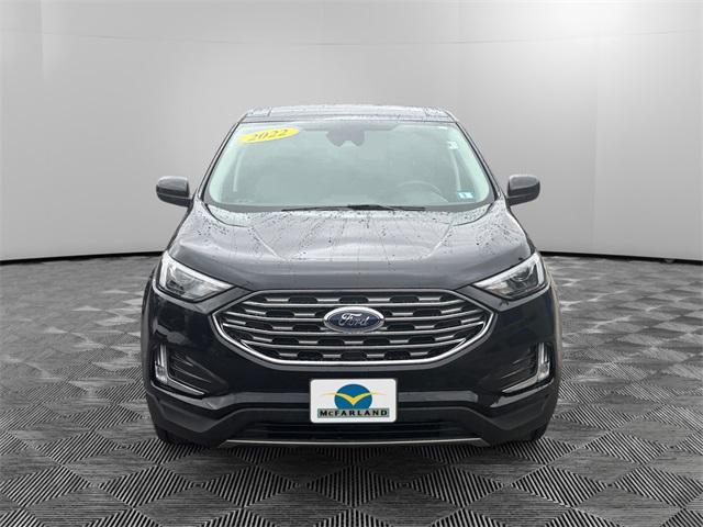Photo of 2022 Agate Black Metallic Ford Edge