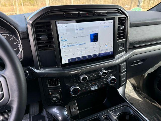 Photo of 2023 Iconic Silver Metallic Ford F-150