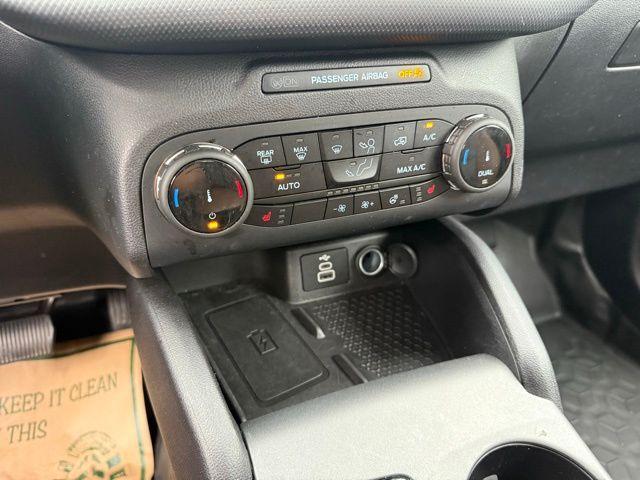 Photo of 2023 Blue Metallic Ford Bronco Sport